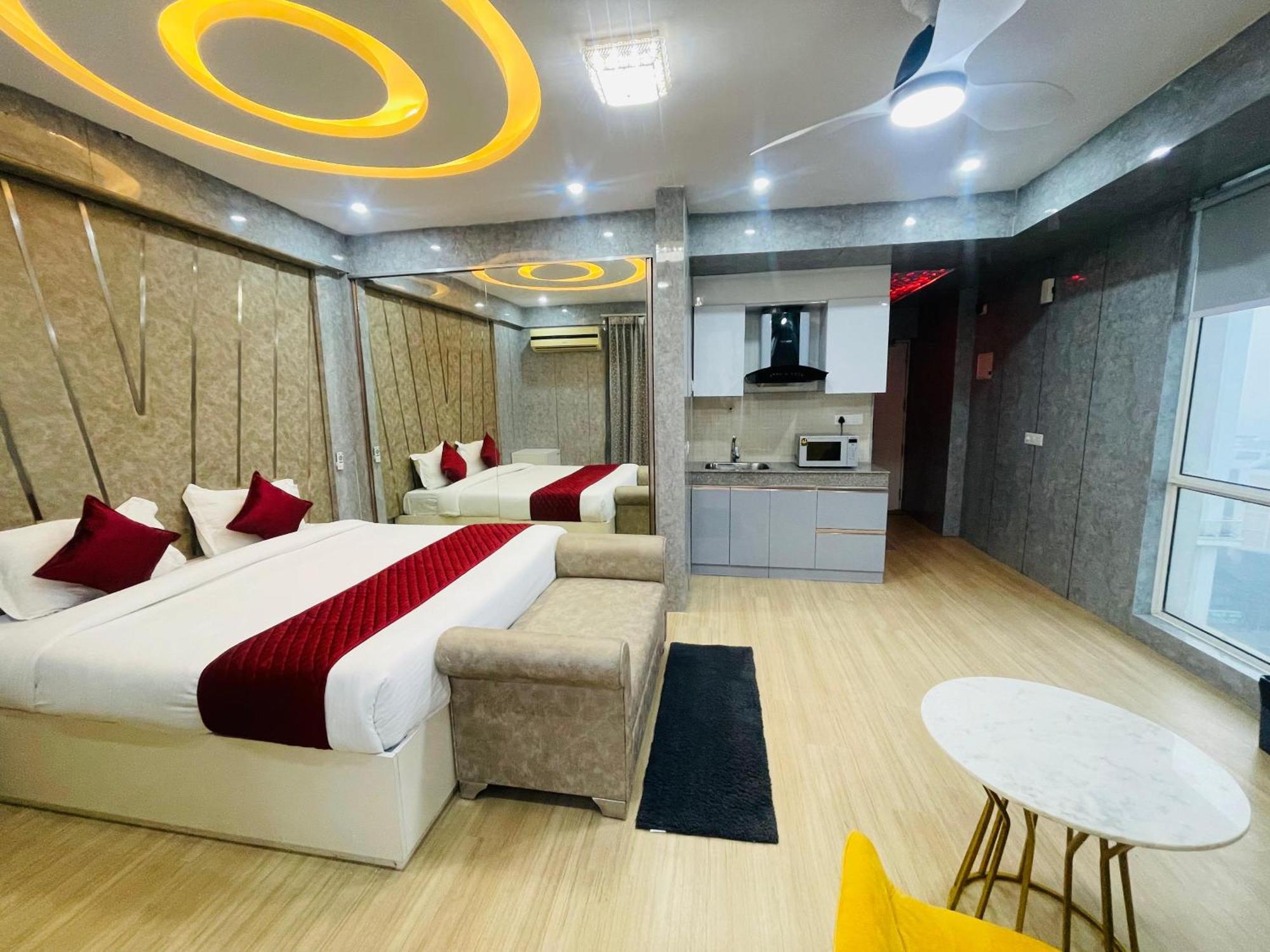 Апарт отель The Grace Residency - Gomtinagar, Лакхнау Экстерьер фото