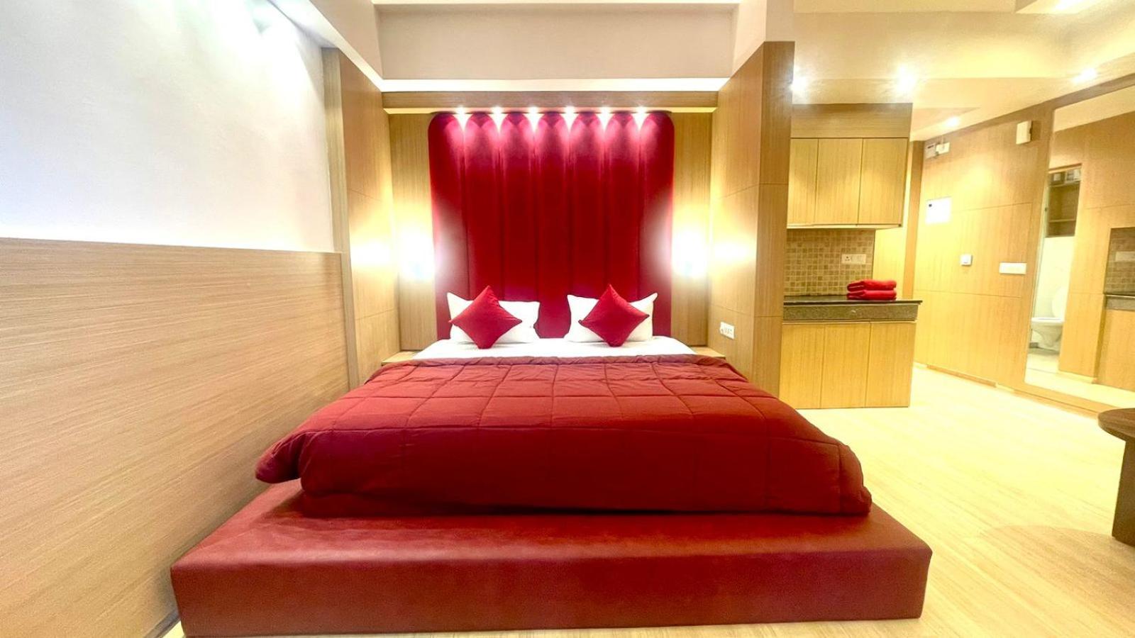 Апарт отель The Grace Residency - Gomtinagar, Лакхнау Экстерьер фото