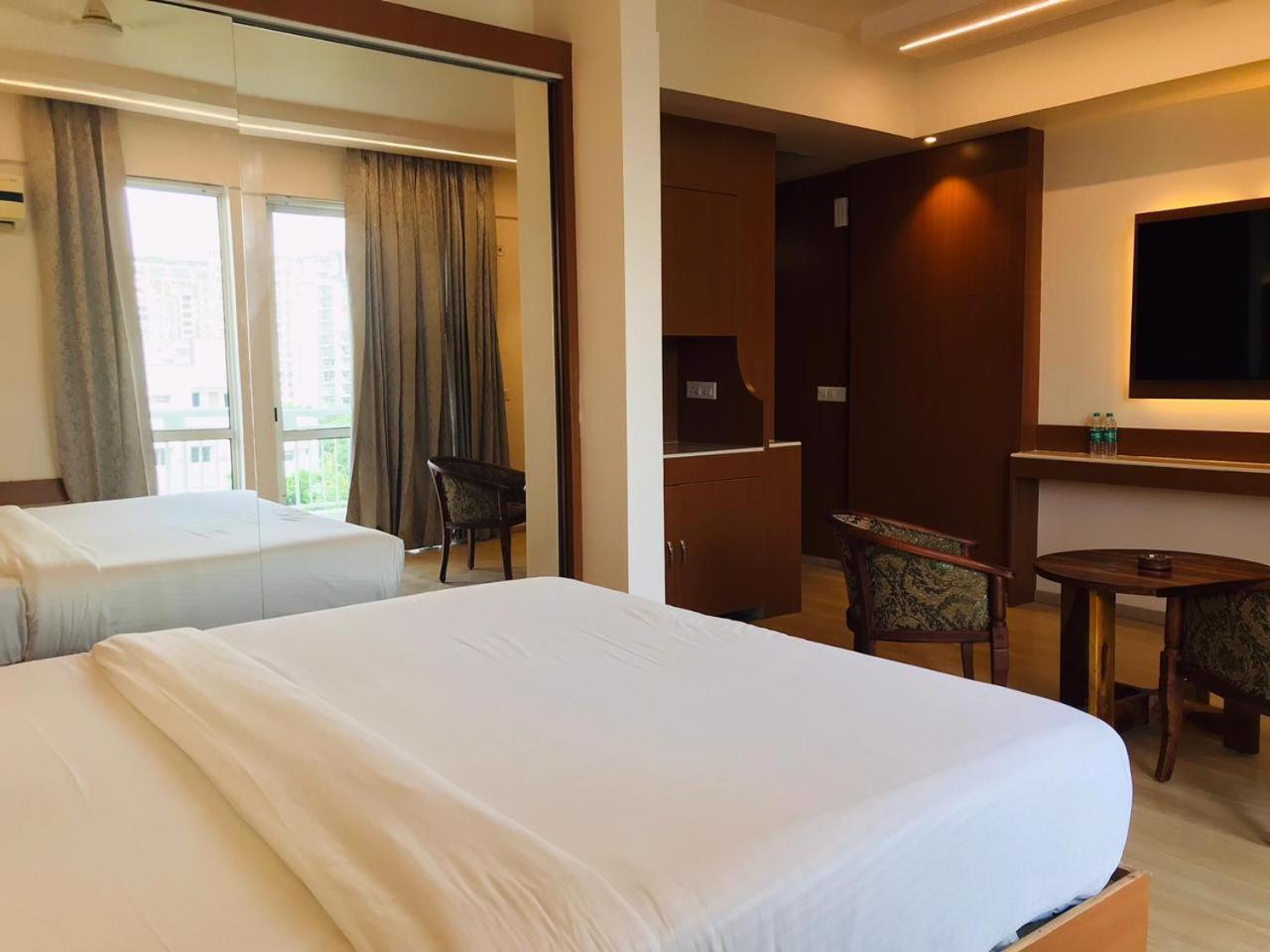 Апарт отель The Grace Residency - Gomtinagar, Лакхнау Экстерьер фото